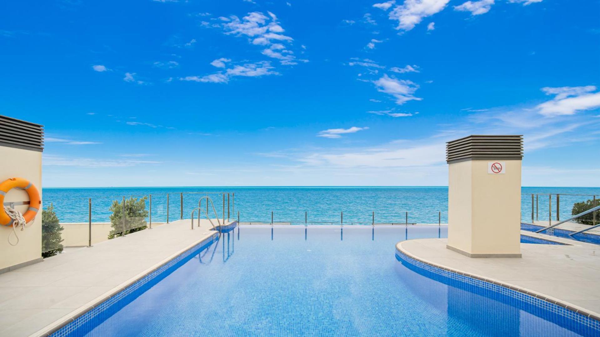 Cosmo Beach With Seaview Between Cancelada And Εστεπόνα Εξωτερικό φωτογραφία